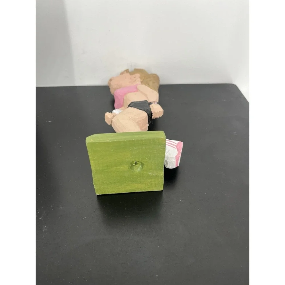Jogger Female Peeper Eyeglass/Sunglass Holder Stand Hand Carve&Painted Wood